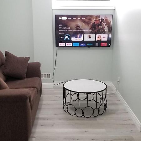 2 Bedroom Luxury Apartment 圭尔夫 外观 照片